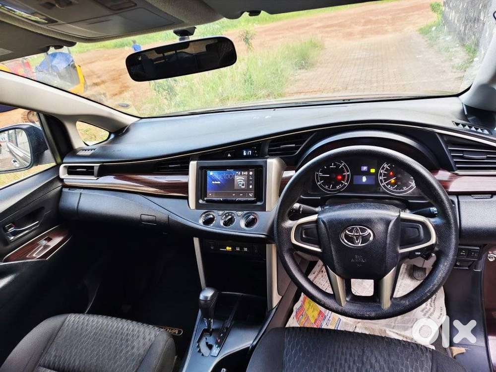 Toyota Innova Crysta 2.8 Gx At, 2017, Diesel