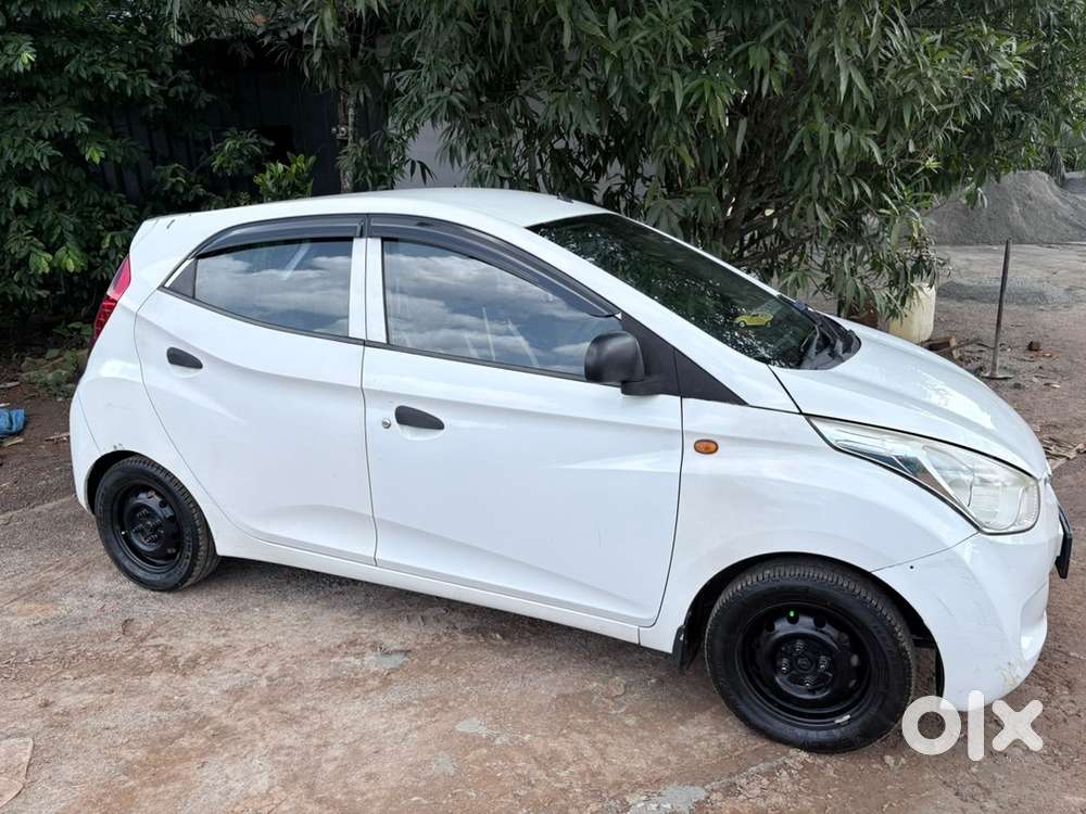 2nd Owner Hyundai Eon 2018 Petrol