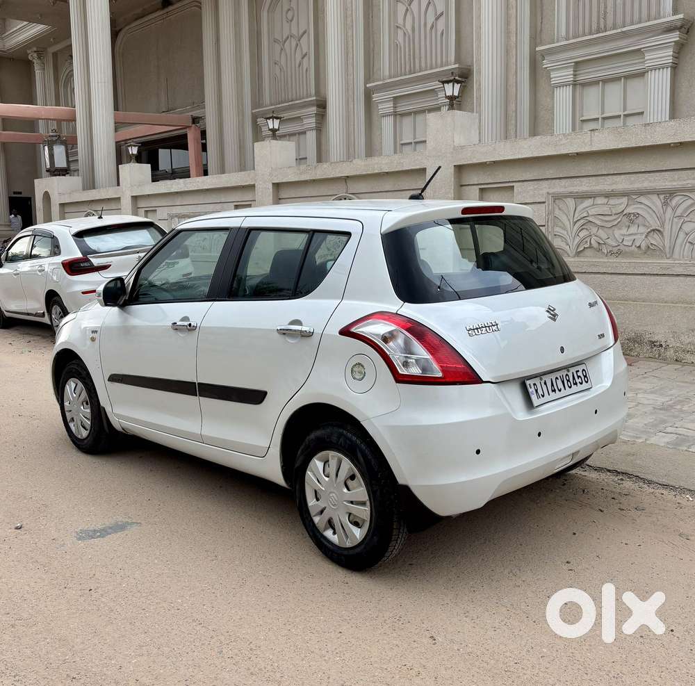 Maruti Suzuki Swift 1.2 Lxi (o), 2014, Petrol