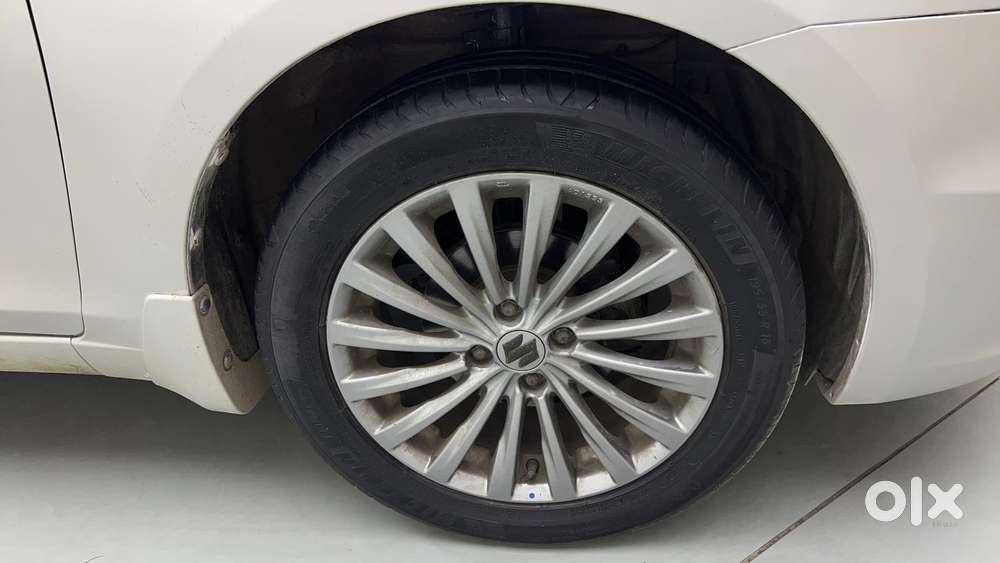Maruti Suzuki Ciaz Zxi, 2015, Petrol