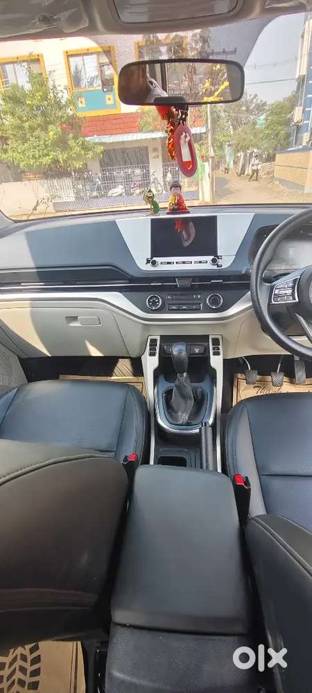 Kia Carens 2025 Diesel 20100 Km Driven