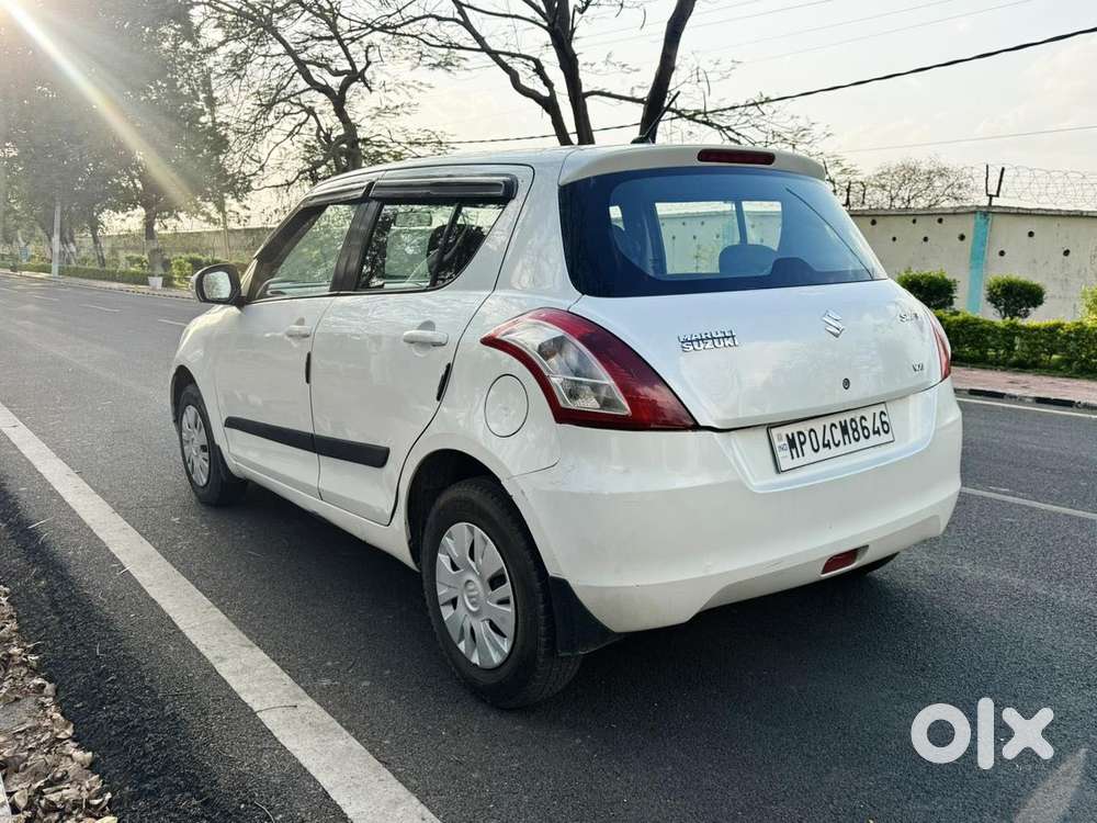 Maruti Suzuki Swift 1.2 Vxi (o), 2014, Petrol