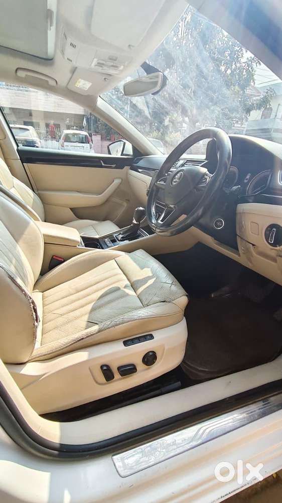 Skoda Superb Style 2.0 Tdi At, 2018, Diesel