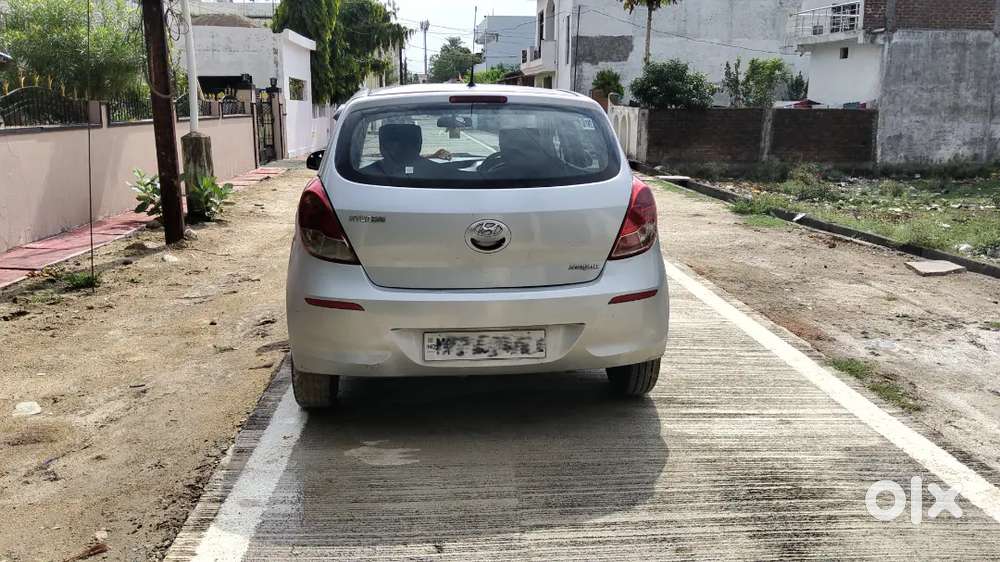 Hyundai I20 Sportz  2013 Model  Premium Hatchback  Good Condition L