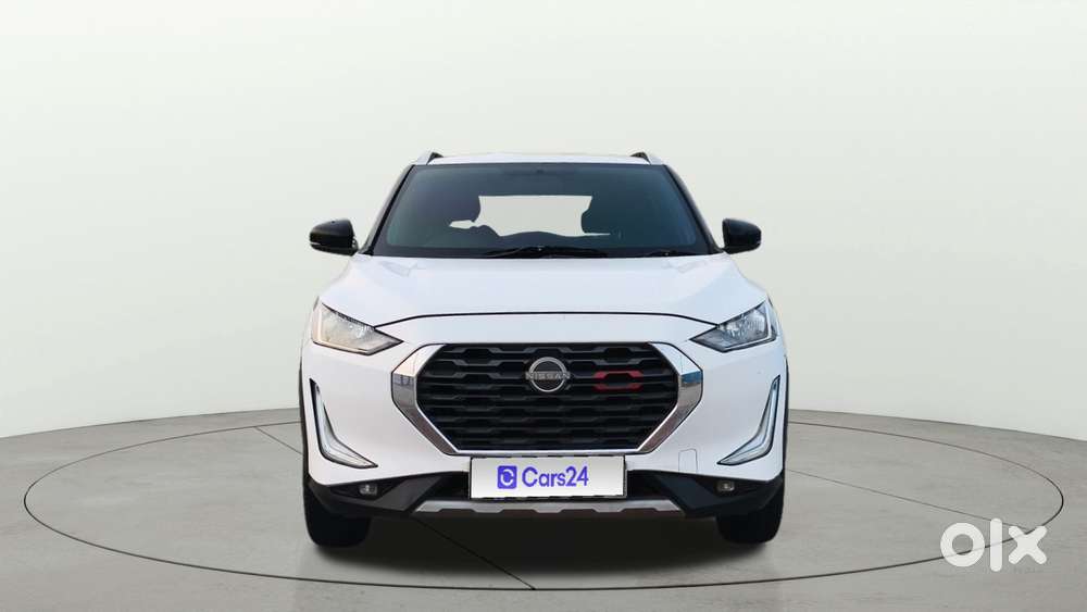 Nissan Magnite 1.0 Xv Red Edition, 2022, Petrol