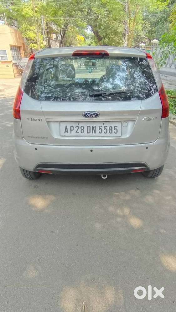 Ford Figo 2012-2015 Petrol Titanium, 2012, Petrol