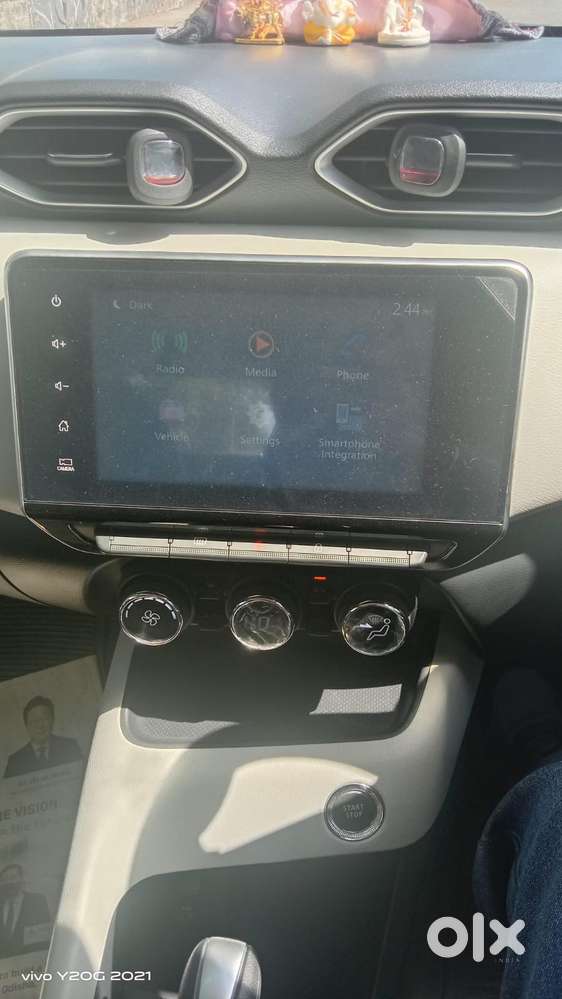 Nissan Magnite 1.0 Xv Premium Turbo Cvt, 2023, Petrol