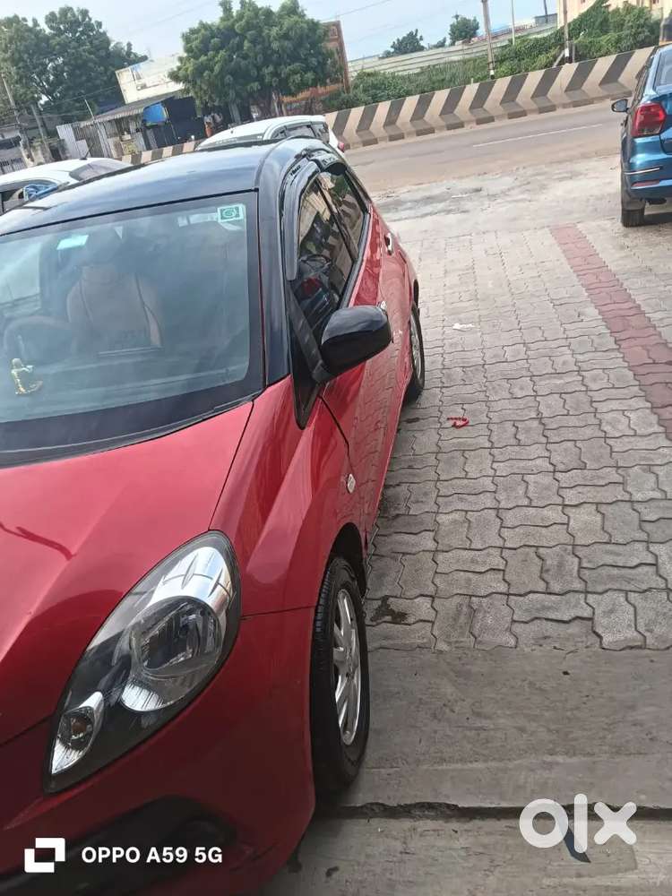 Honda Brio 2012 Petrol Well Maintained