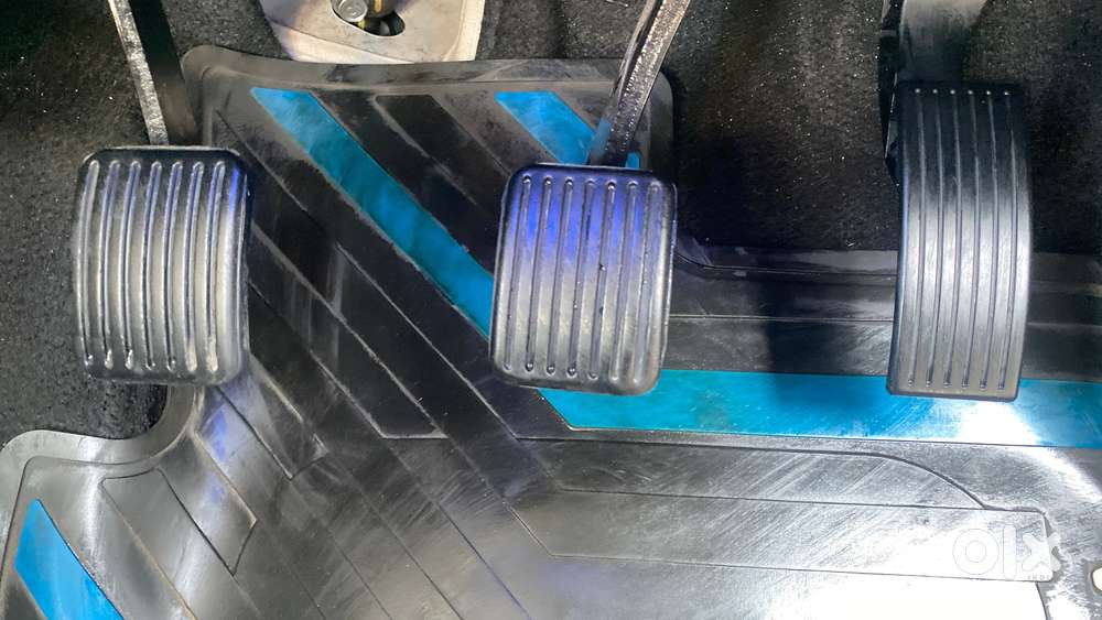 Hyundai Aura 1.2 Sx Cng, 2024, Cng & Hybrids