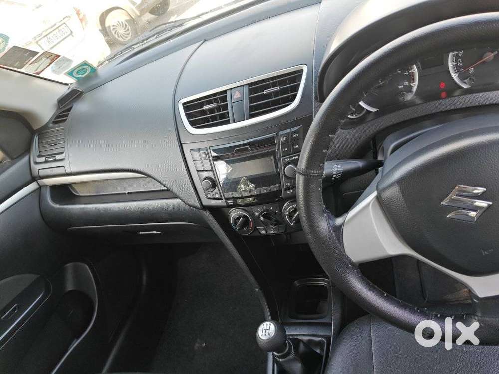 Maruti Suzuki Swift Vxi + Manual, 2015, Petrol