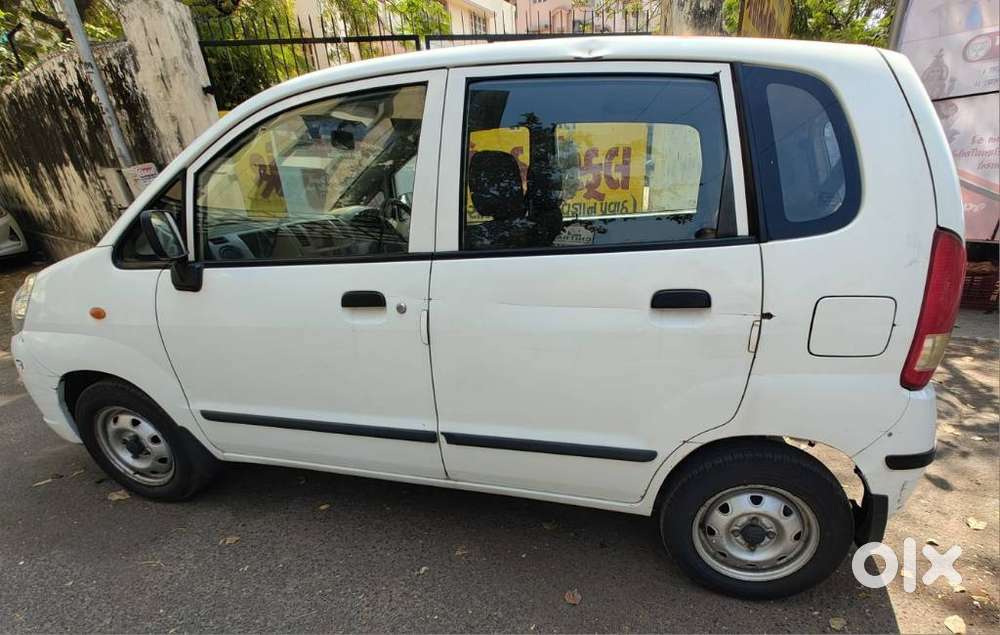 Maruti Suzuki Zen Estilo Lxi Bs Iv, 2011, Petrol