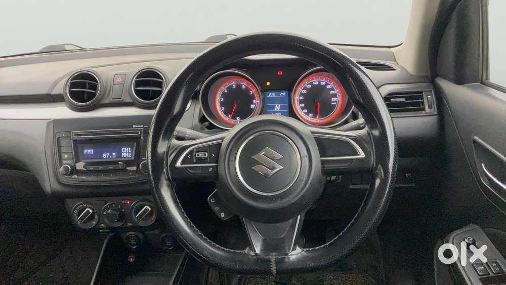Maruti Suzuki Swift Amt Vxi, 2020, Petrol