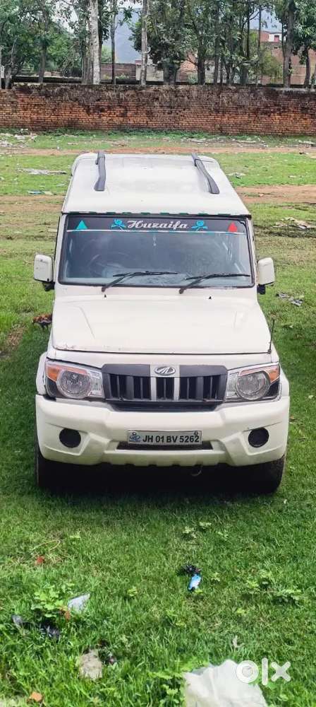Gadi Ful New Condition Mein Hai