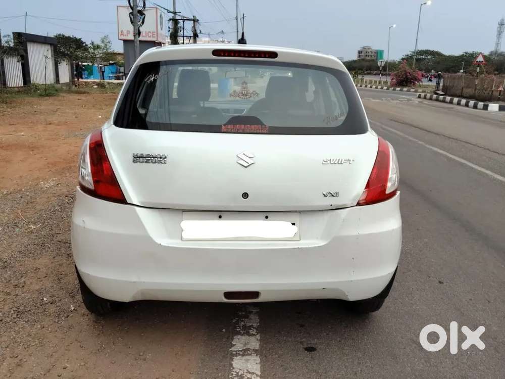 Swift Maruti Diesel 2013 Third Owner Good Condition