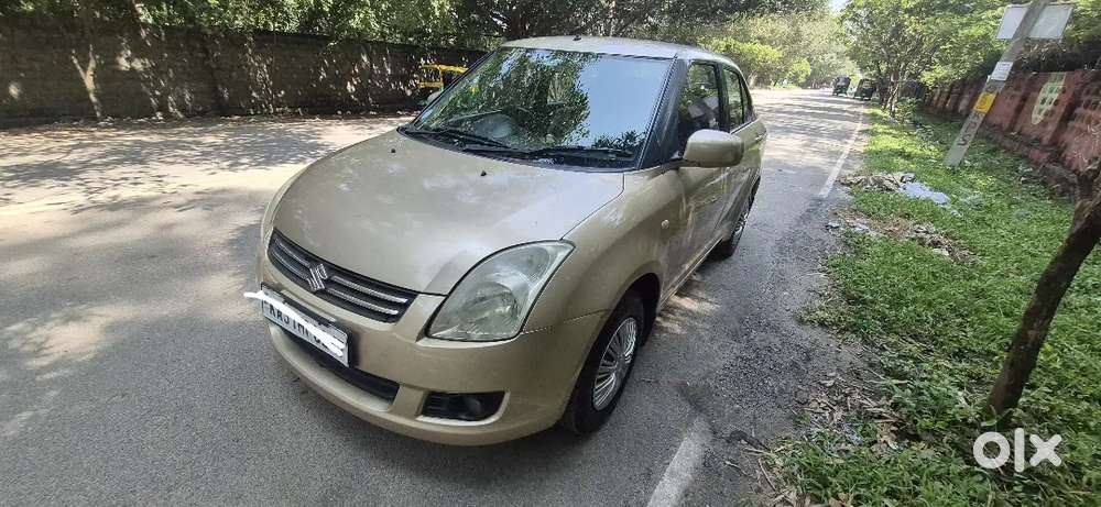 Maruti Suzuki Dzire 1.2 Vxi 2011