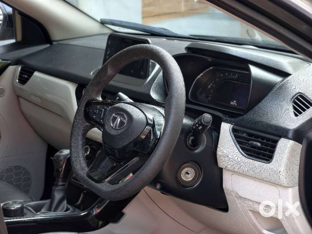 Tata Nexon 1.2 Revotron Xz Plus Premium Jet, 2021, Petrol