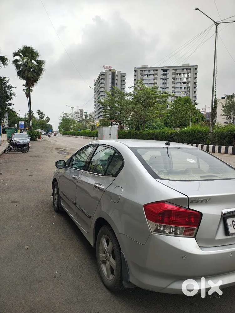 Honda City V At 2010 Model