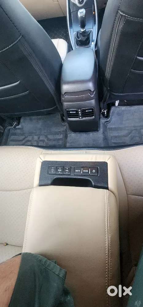 Hyundai Elantra 2014 Diesel 92234 Km Family Useing Car Top Model