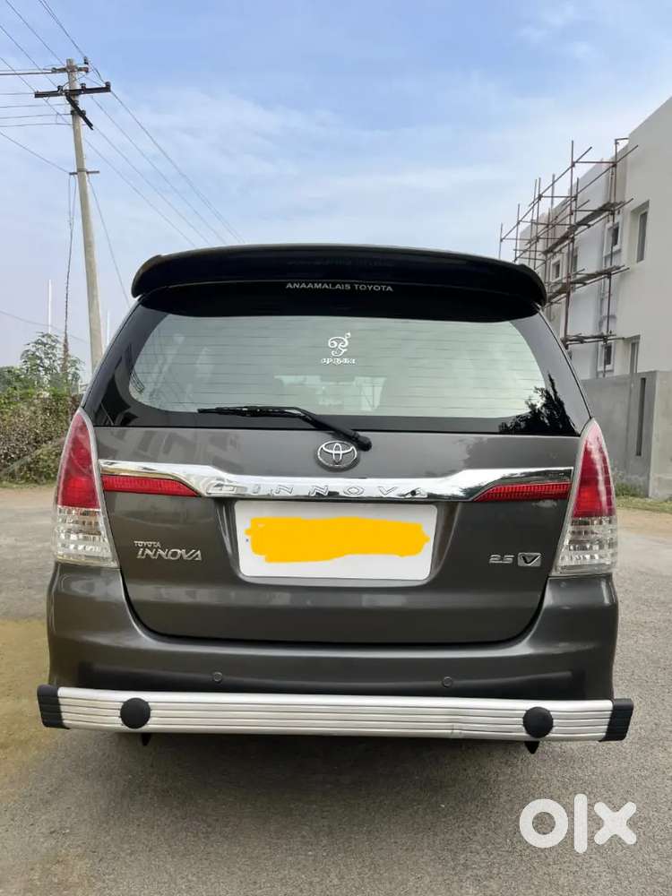 Toyota Innova 2010 Diesel 180000 Km Driven