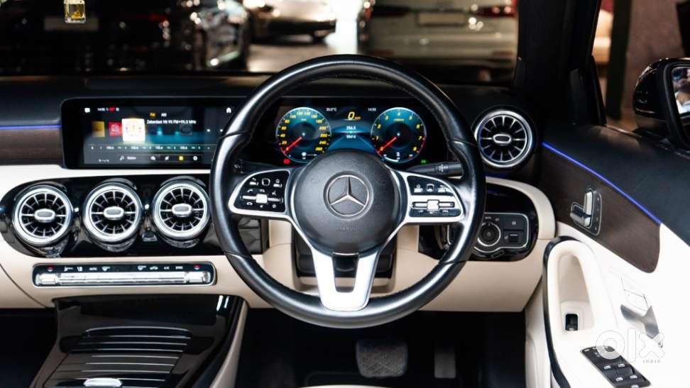 Mercedes-benz A-class Limousine 1.3 A 200, 2021, Petrol