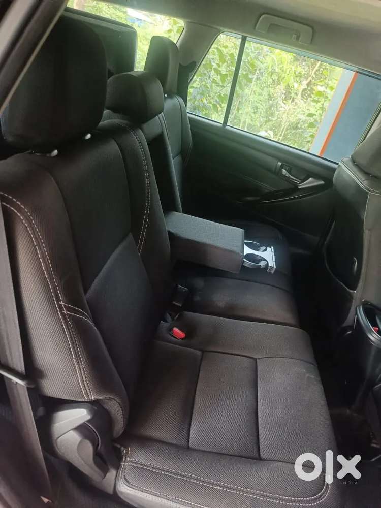 Toyota Innova Crysta 2018 Diesel 130000 Km Driven