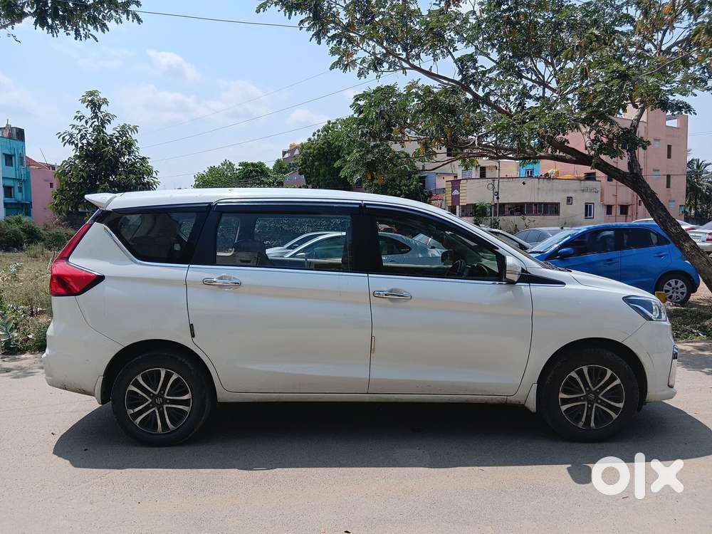 Maruti Suzuki Ertiga Zxi (o) Cng [2022-2023], 2022, Cng & Hybrids