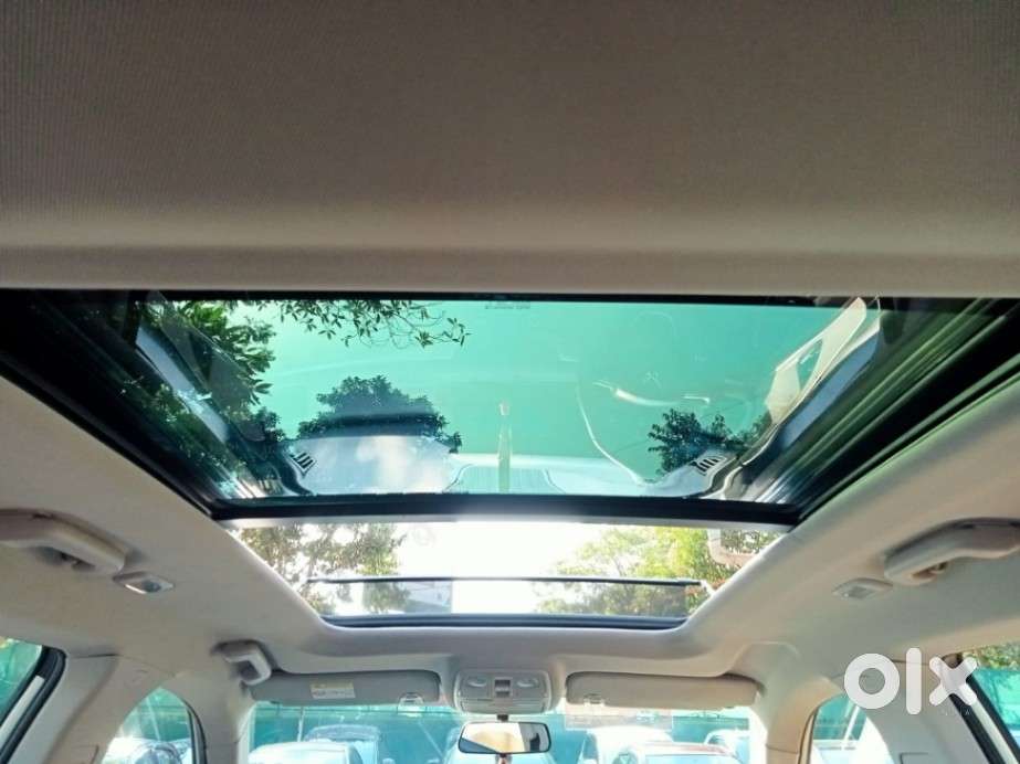 Mahindra Xuv700 2.0 Ax 5 Petrol At Str, 2022, Petrol