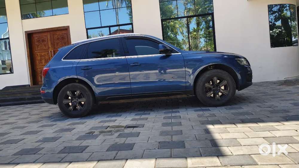 Audi Q5 2009 Diesel 140000 Km Driven For New Shock Absor.