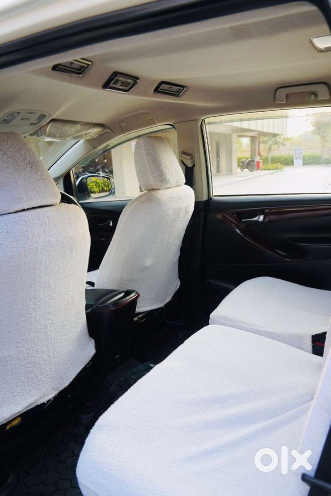 टीप टॉप कंडीशन, नई जैसी मेंटेंड Bs6 Toyota Innova Crysta 2020