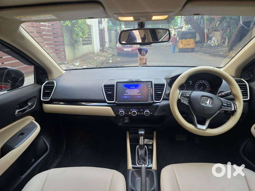 Honda City V At Sunroof, 2023, Petrol