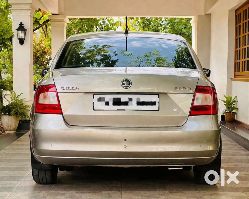 Skoda Rapid Elegance 2015