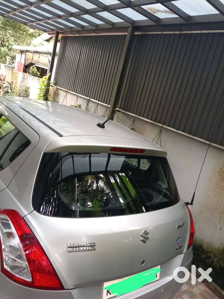 Maruti Suzuki Swift 2012 Diesel Well Maintained, Good Condition