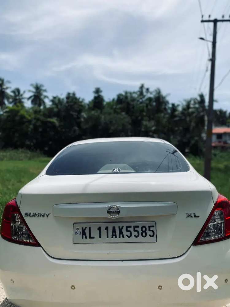 Nissan Sunny 2011 Petrol Manual 79500 Km