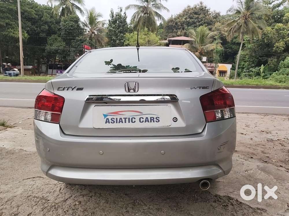 Honda City V At, 2011, Petrol