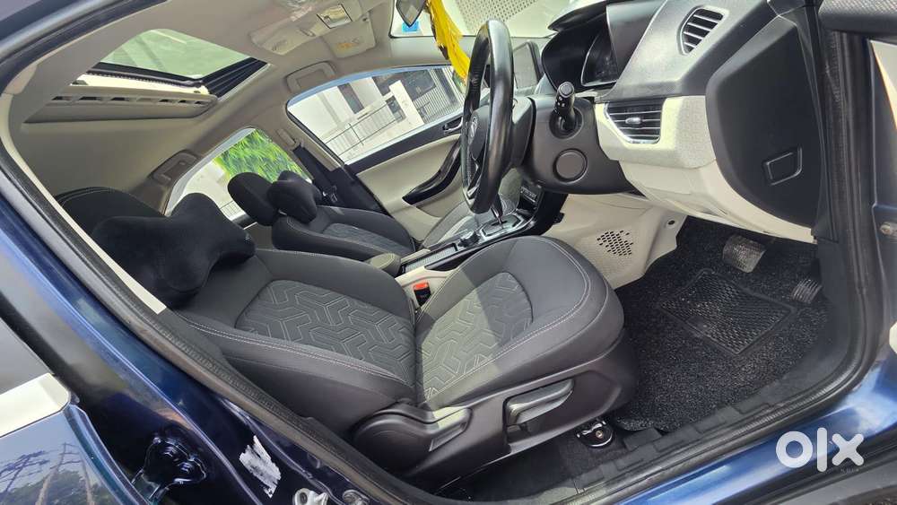 Tata Nexon 1.2 Revotron Xza Plus Premium, 2023, Petrol