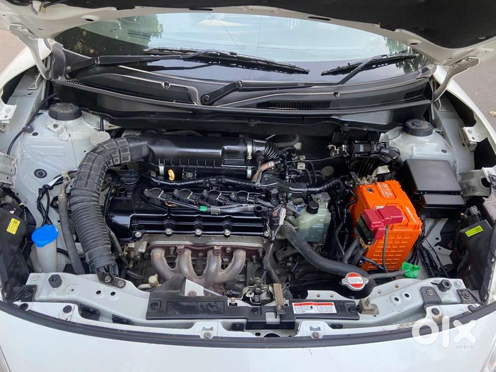 Maruti Suzuki Dzire 1.2 Vxi Amt, 2019, Petrol