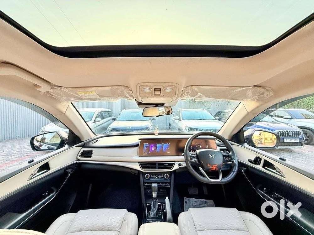 Mahindra Xuv700 2.2 Ax 7 Diesel Mt Str, 2024, Diesel