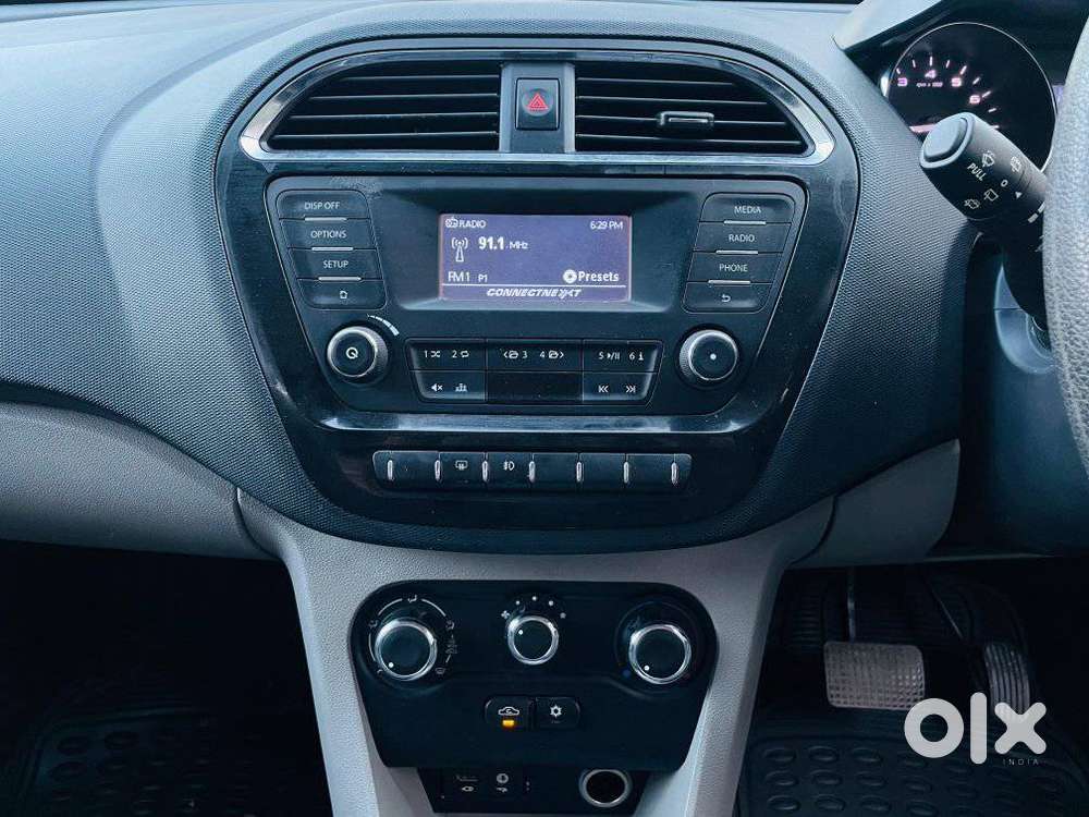 Tata Tiago 1.2 Revotron Xza, 2018, Petrol