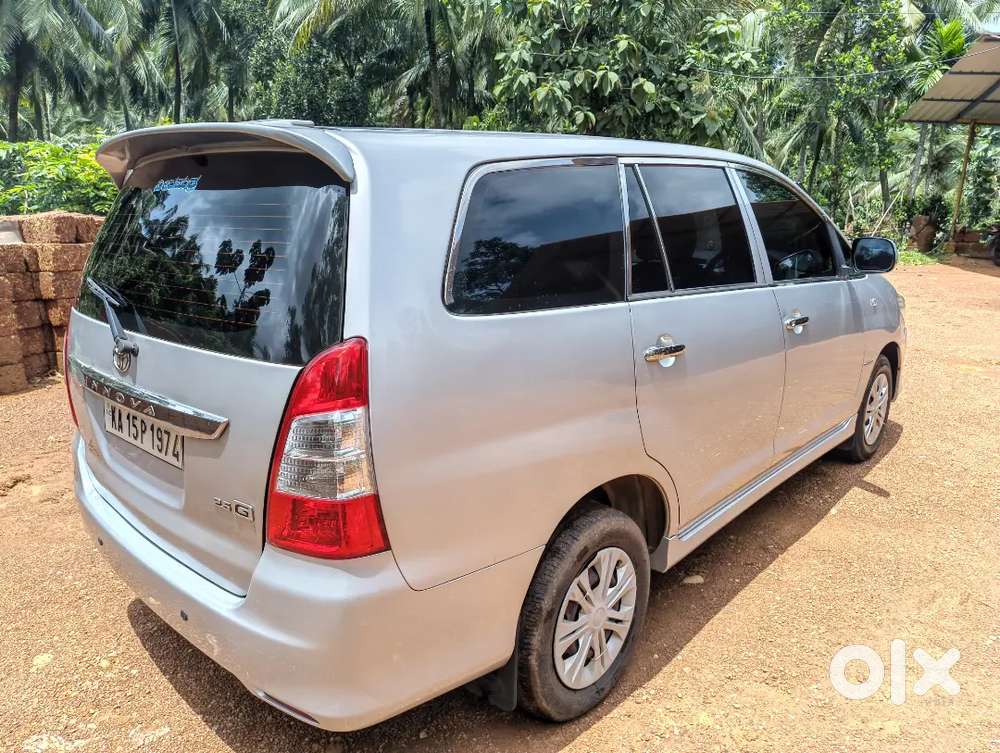 Toyota Innova Diesel Manual 2nd Owner 2013