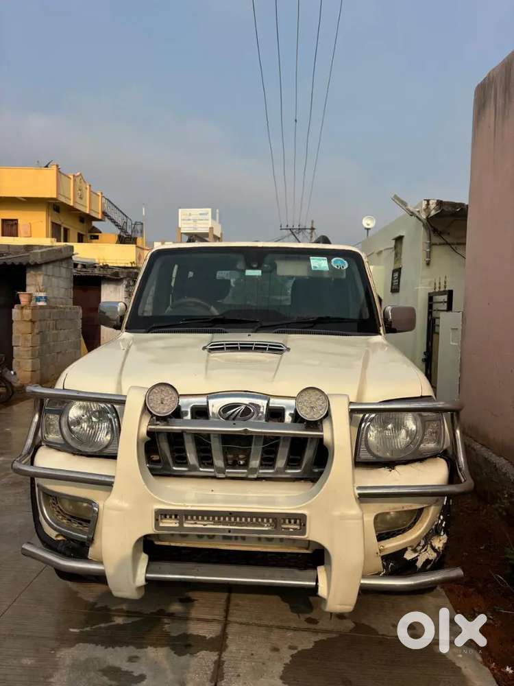 Mahindra Scorpio-n 2016 Diesel 120000 Km Driven