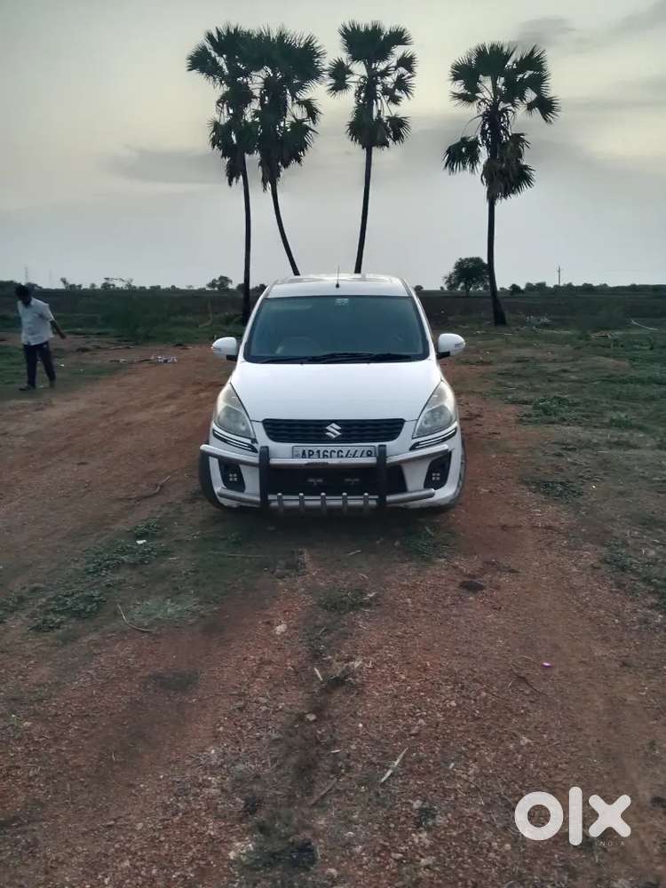2nd Owner Maruti Ertiga 2013