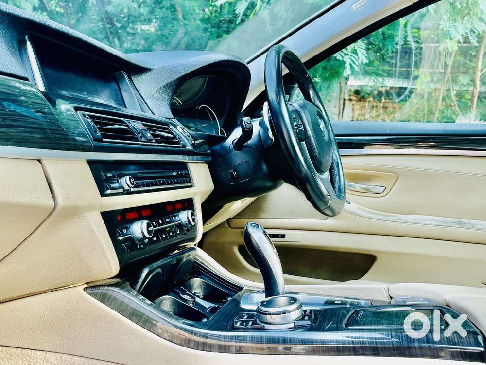 Bmw 5 Series 2.0 520i Luxury Line, 2017, Petrol