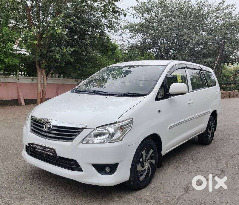Toyota Innova 2.5 G (diesel) 7 Seater, 2016, Diesel