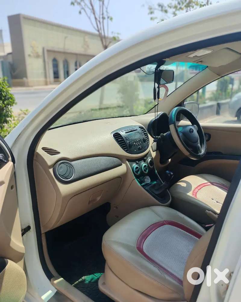 Hyundai I10 2009 Petrol 70000 Km Driven