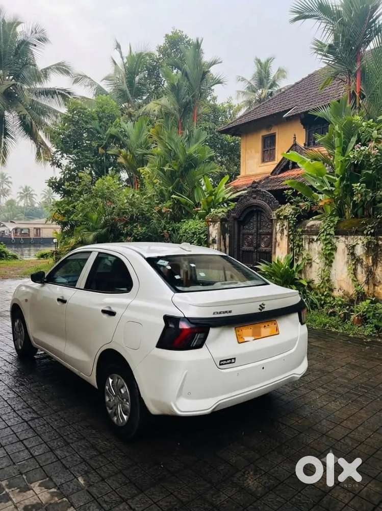 Maruti Suzuki Swift Lxi 2026