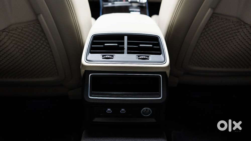 Audi A6 2.0 45 Tfsi Premium Plus, 2024, Petrol