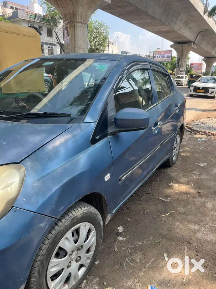 Honda Amaze Petrol 2014