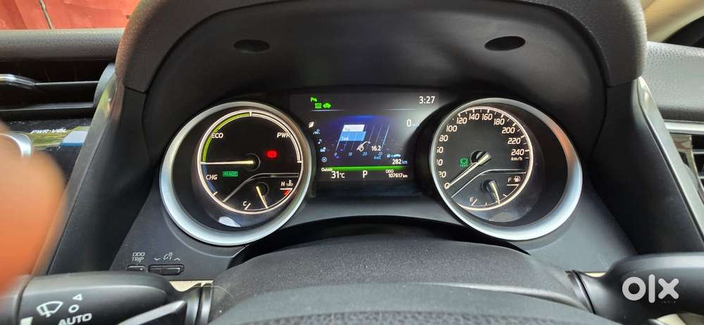 Toyota Camry Hybrid, 2019, Petrol