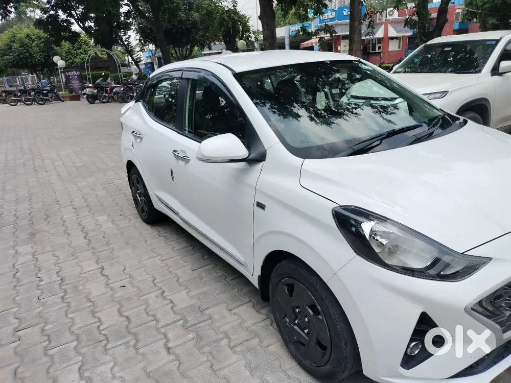 Hyundai Aura 2021 Petrol Amt