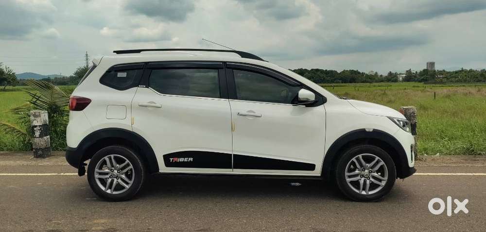 Renault Triber Rxz, 2020, Petrol